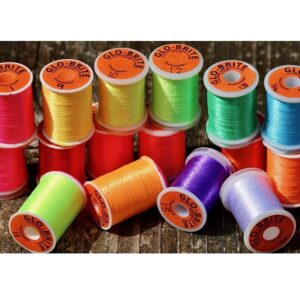 VENIARD Glo Brite Multi Yarn